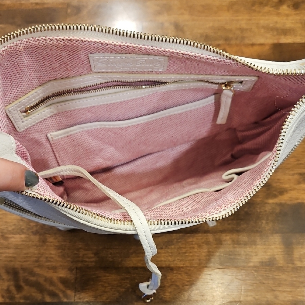Dooney & Bourke Cream Leather Handbag - Picture 7 of 11